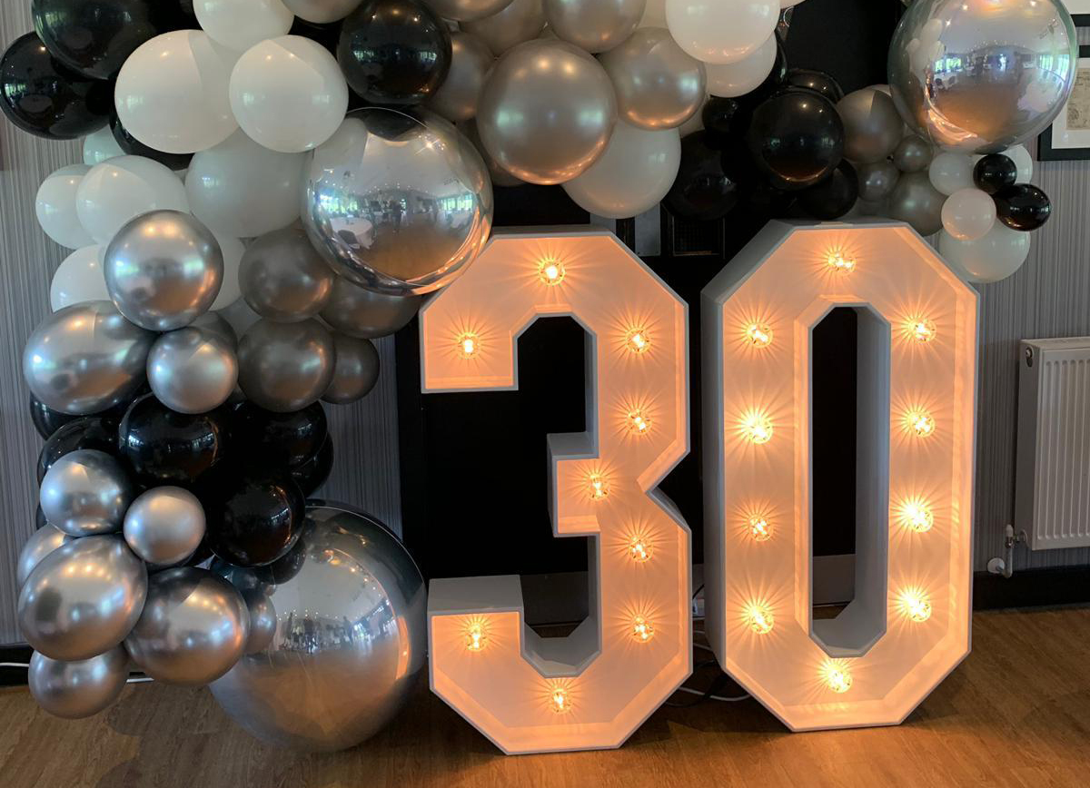 light up 30 numbers - OMG Entertainments
